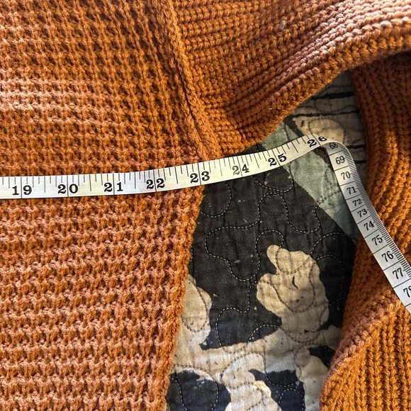 NWT Hippie Rose sweater. - Picture 7 of 9